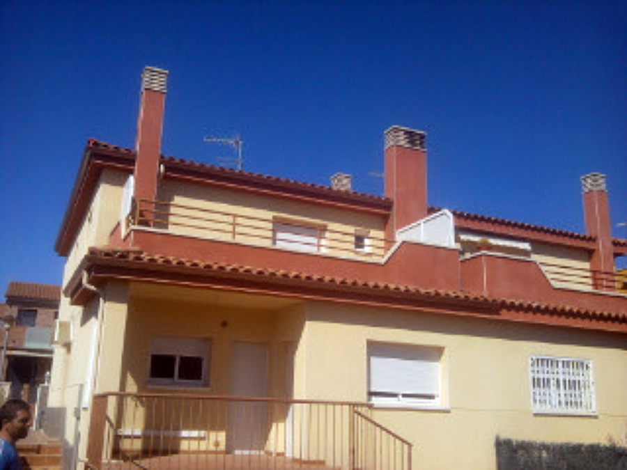 Foto: Canalones Cobre Viejo de Canalones Y Bajantes Tarragona #458320 ...