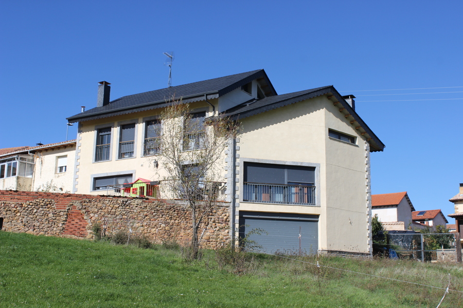 Casa "Fontanos" (cara S-E)