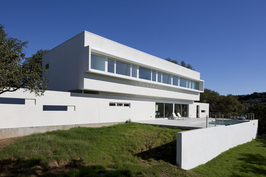 Casa Verde: una Vivienda Que Disfruta del Paisaje Adaptándose a Él