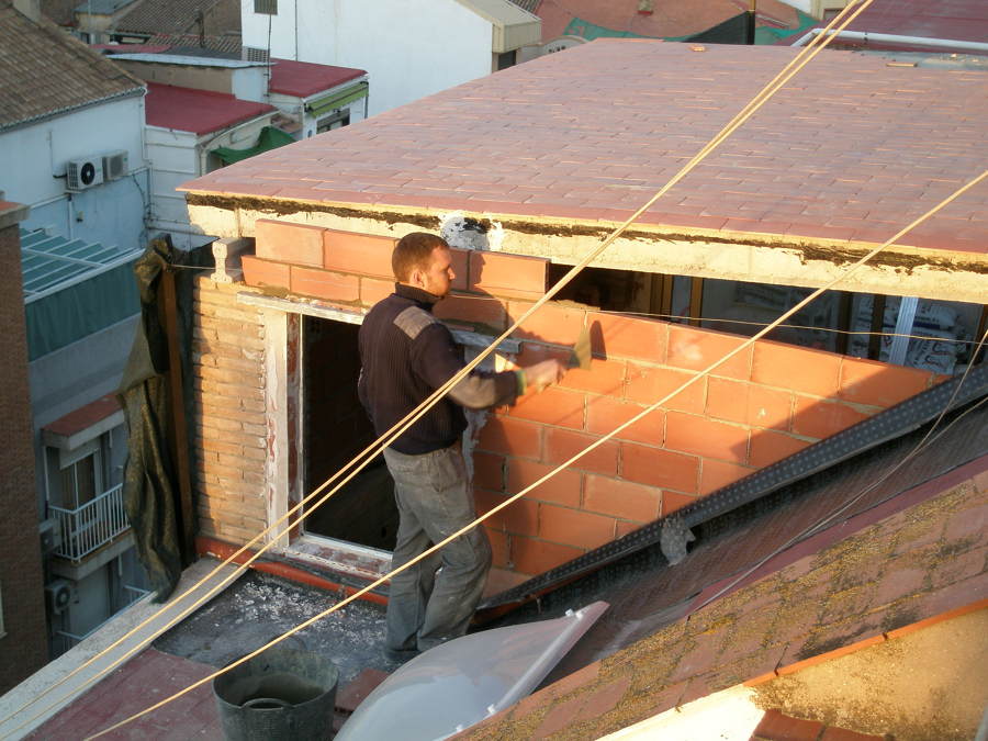 cerrando estructura de la terraza por fuera