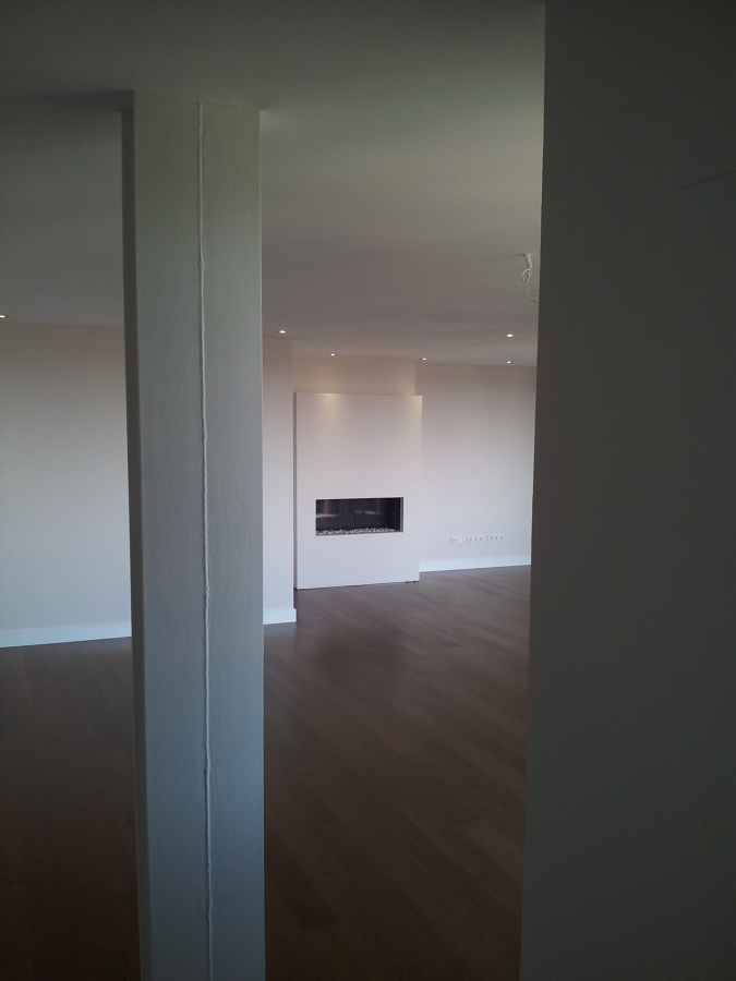 Reforma Vivienda: el Protagonismo de la Terraza y la Chimenea | Ideas