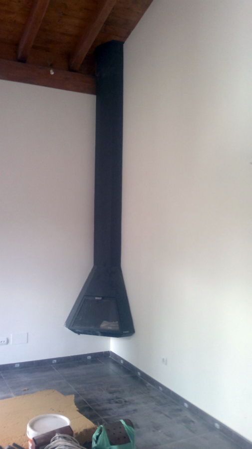 Chimenea Metálica de Rincón | Ideas Chimeneas