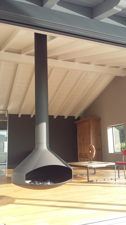 Ergofocus Chimenea Central con el Hogar Suspendido y Pivotante | Ideas