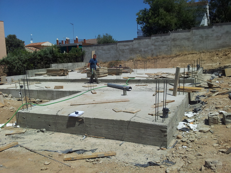 Foto: Detalle Cubierta Encuentro Chimenea de Arquitecnico Amg #1946497