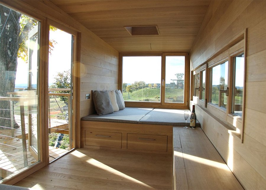 Cliff tree house