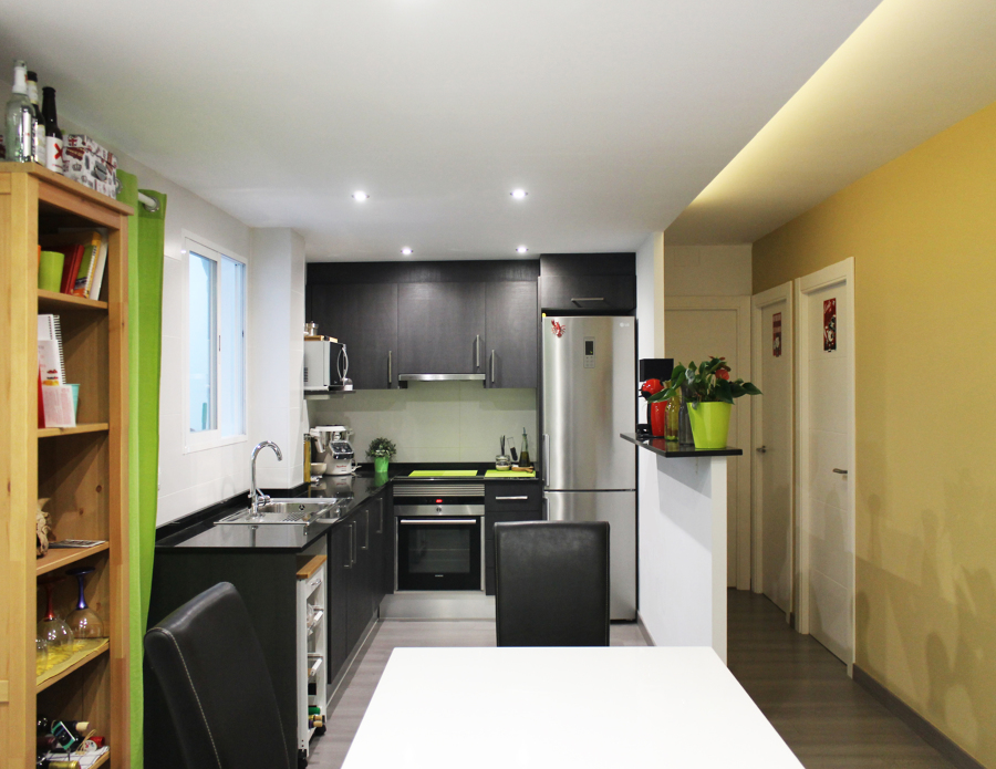 Foto: Tira de Leds Empotrada en Techo de Espacios Y Proyectos #316641