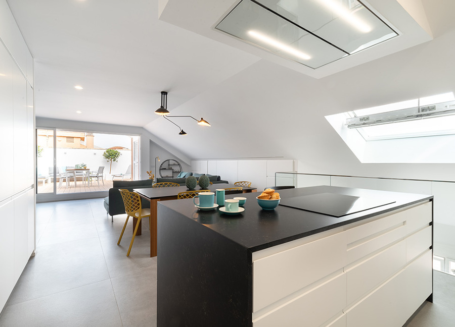 Foto: Isla y Columnas de la Cocina de RARDO - Architects #1035420