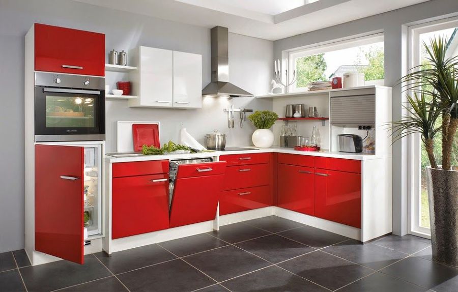 Foto: cocina blanca y roja de miriam martà #903079 habitissimo Fotografías de cocinas en blanca