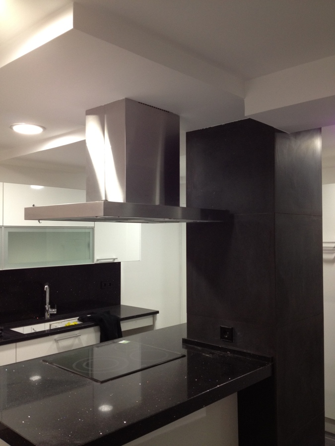 Foto: Cocina Isla Central Finalizada de Moliner Reformas #769683