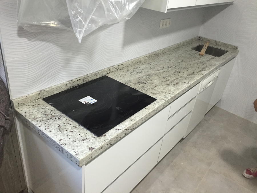 Foto: Cocina Granito de Neftis #1638641 - Habitissimo