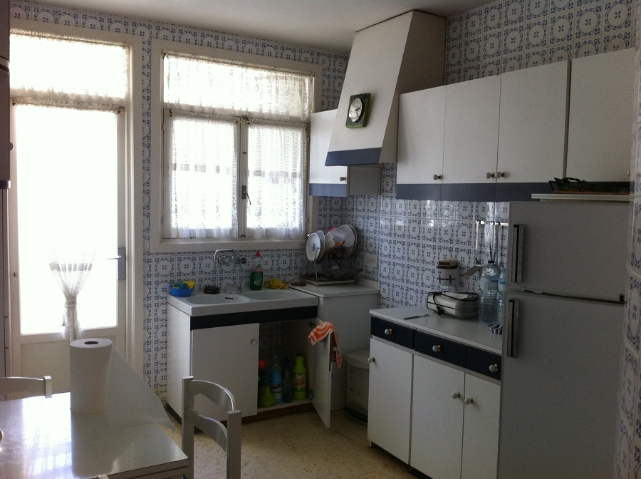 Funcionalidad y Frescura en Primera Línea de Playa | Ideas Reformas