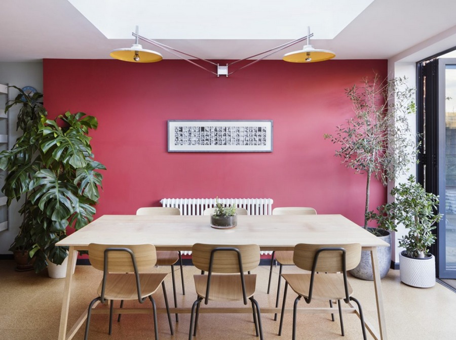 Una Casa hacia un Jardín: Reorganizar un Interior | Ideas Arquitectos