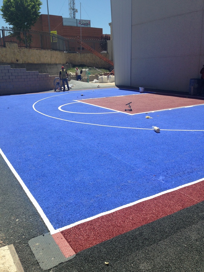 CONSTRUCCIÓN DE PISTA DEPORTIVA DE 3x3 DE BALONCESTO