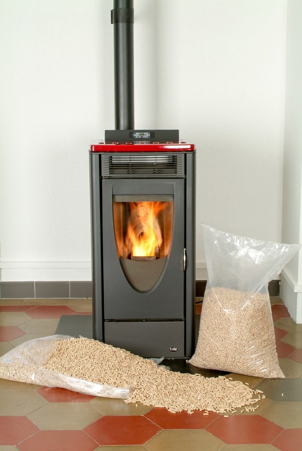 consumo eléctrico estufa pellets