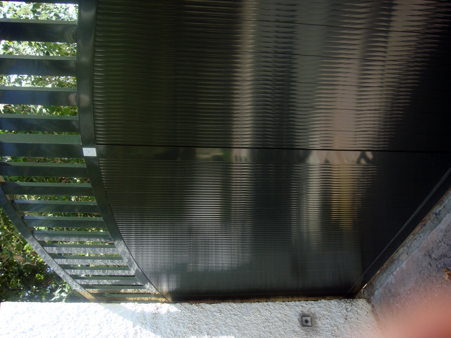 Corredera en arco de aluminio