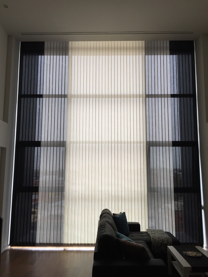 Cortinas verticales en Loft 