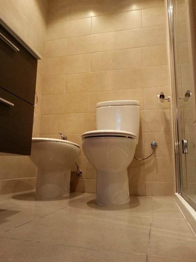 Cuarto de baño económico tradicional