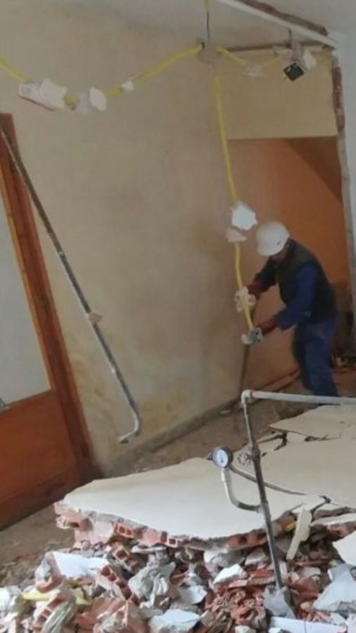 Demoliendo