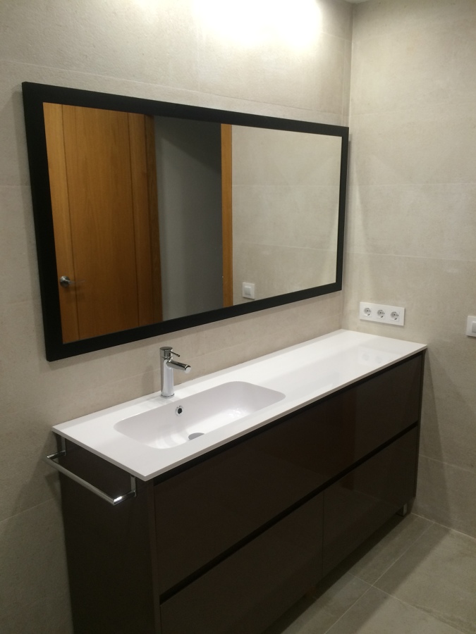 Detalle baño principal