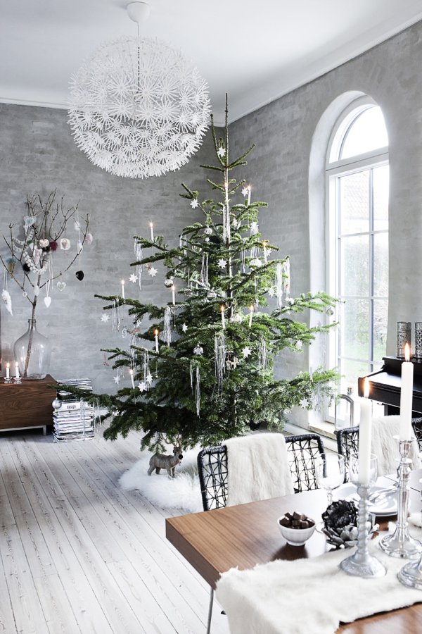 decoración navideña en gris