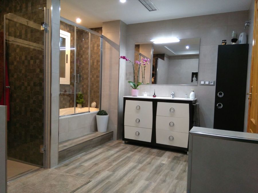 Diseño y Reforma - Baño en Suite | Ideas Reformas Viviendas