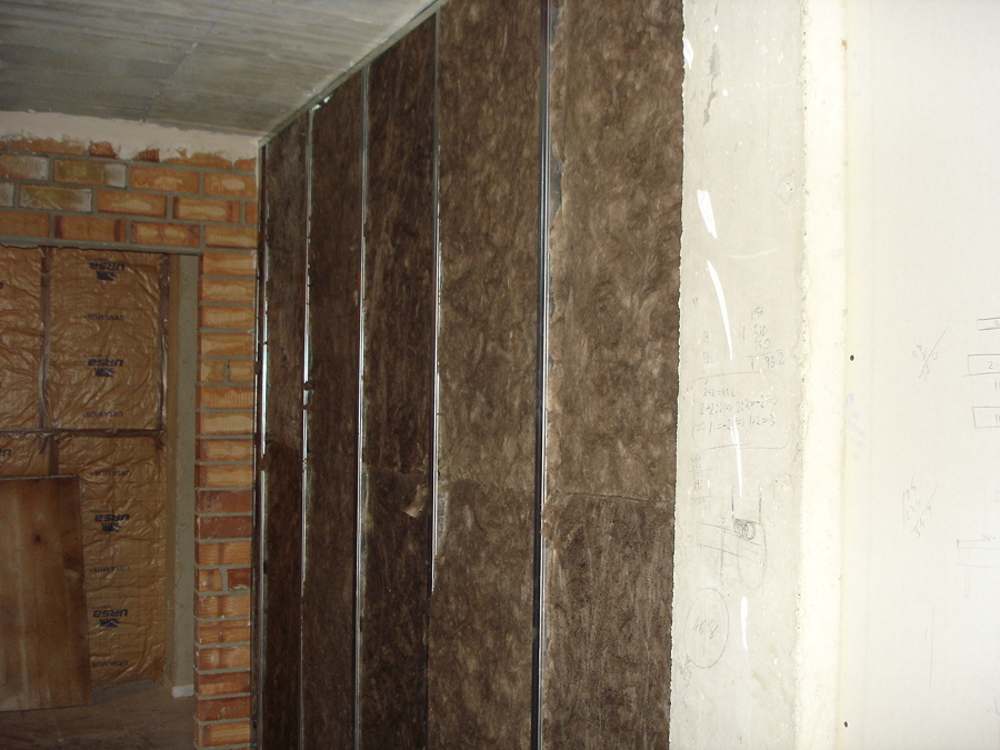 División interior con placas de cartrón yeso