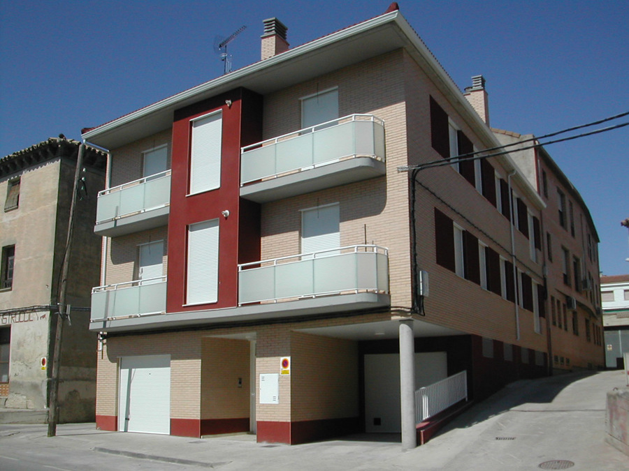 Edificio Pirineos.