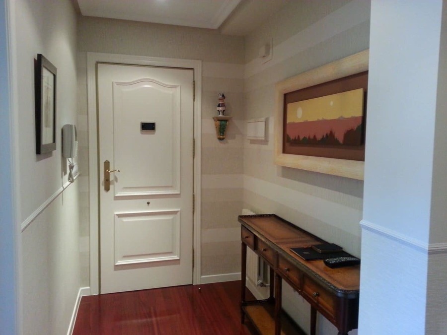 Empapelado de hall