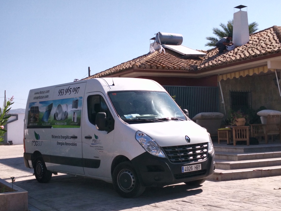Energía Solar Térmica para agua caliente 4 personas
