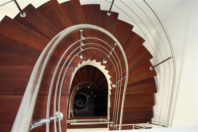 Escalera 2