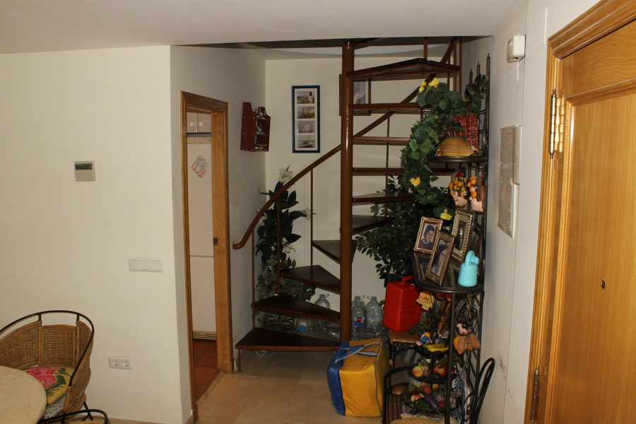 ESCALERA ANTES