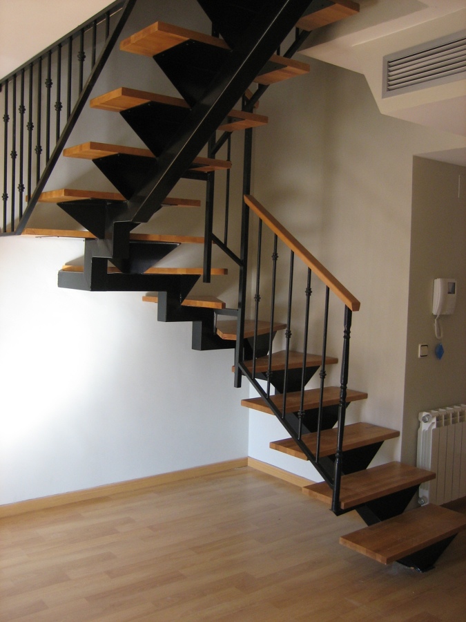 Escalera Hábitat