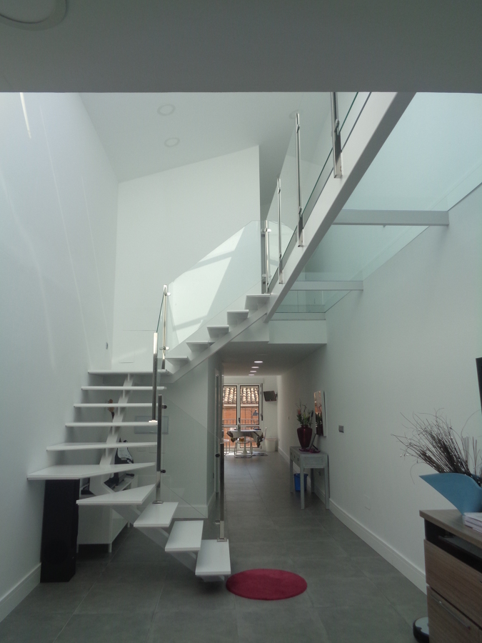 ESCALERA INTERIOR