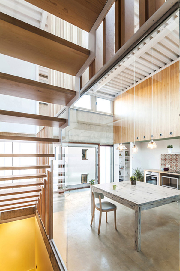 casa con mucha presencia de madera