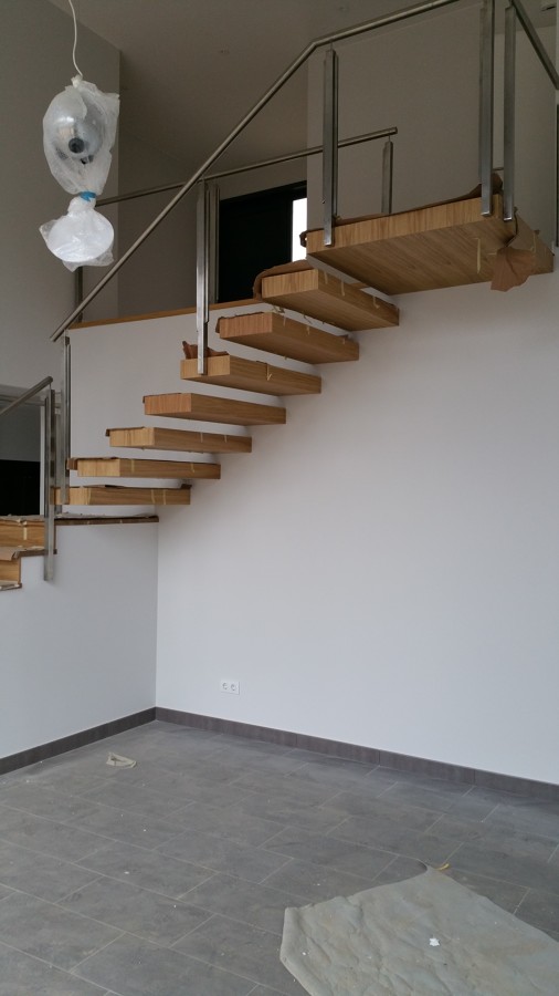  Escalera suspendida