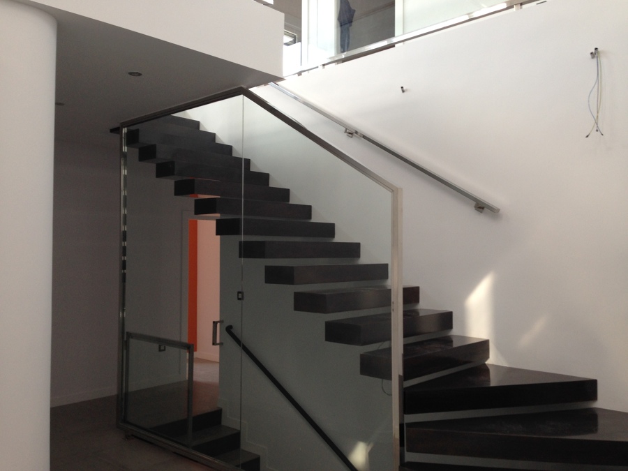 Escalera volada