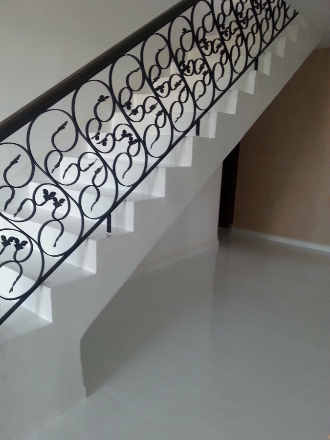 Escalera y suelo 