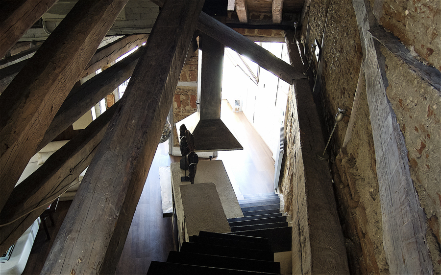 Escalera de madera