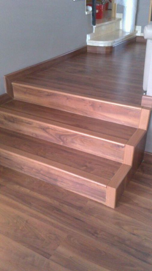 ESCALONES A JUEGO