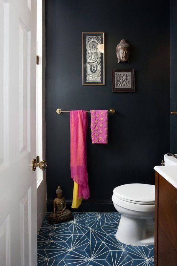 baño negro