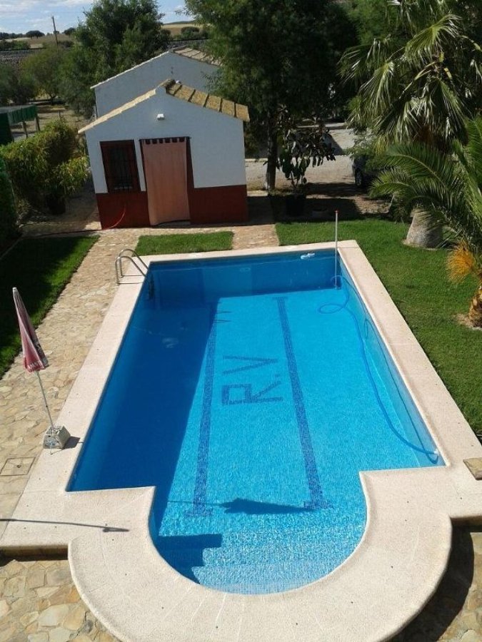 Especialistas en piscinas Construcciones Pedro Ramos.Contacto: 659 93 11 54