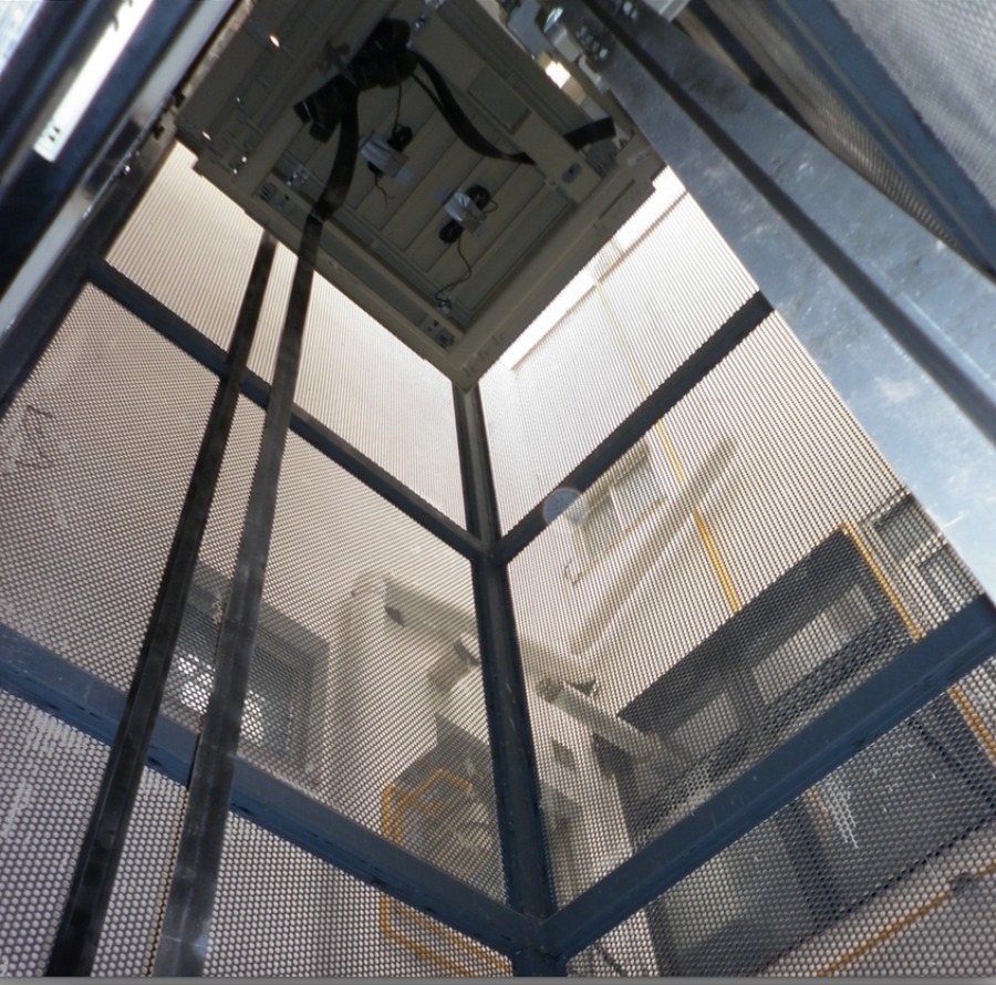 Ascensor eléctrico en patio de luces habitissimo