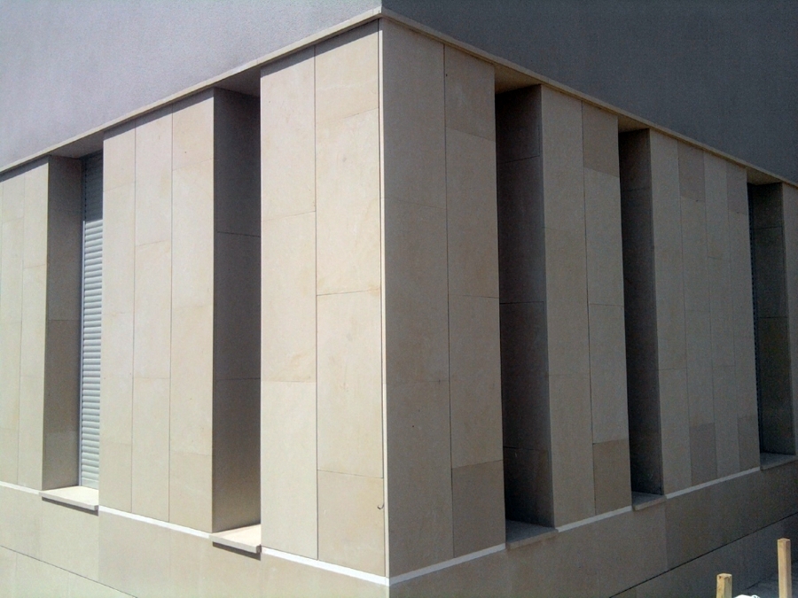 EXTERIOR 1