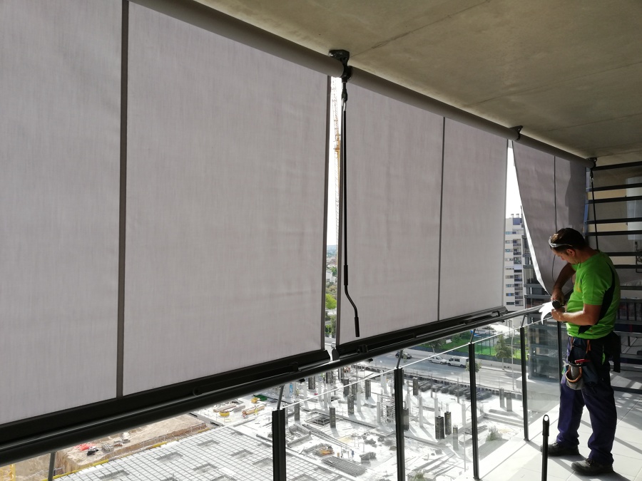 Fabricación e instalación de toldos