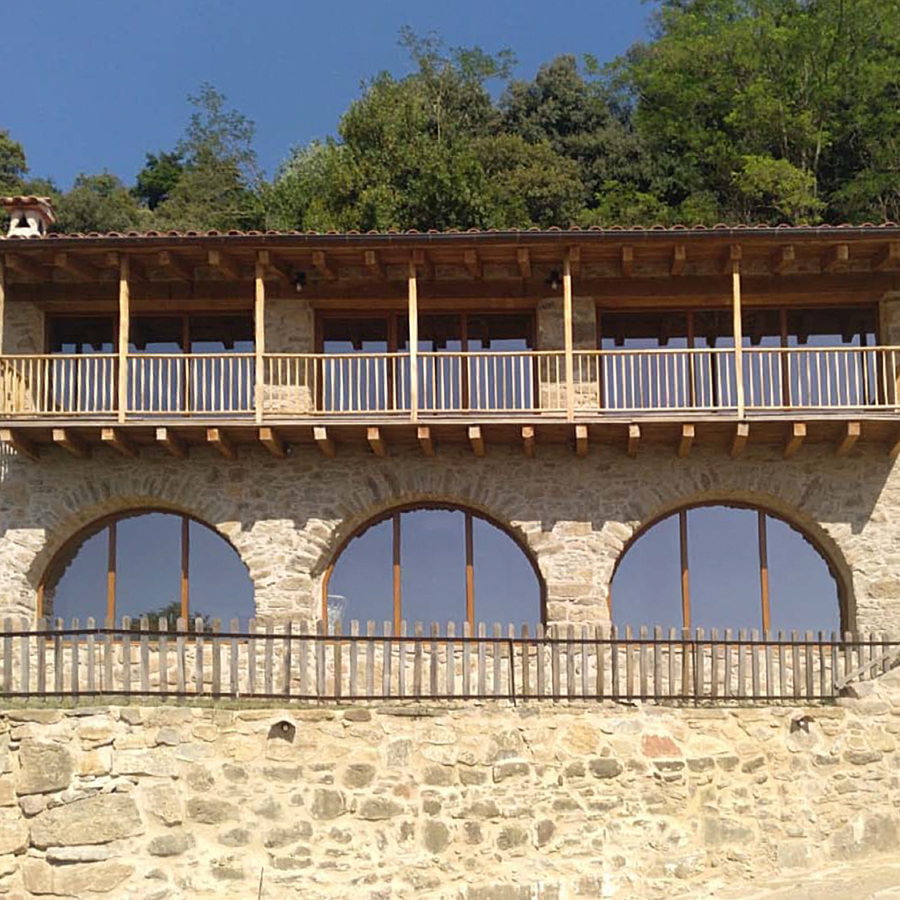 Façana edifici de serveis