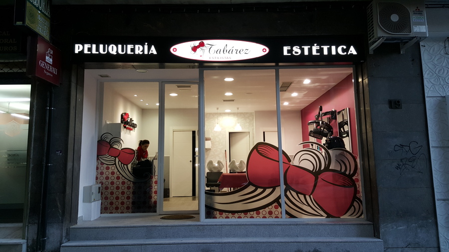 Fachada del local
