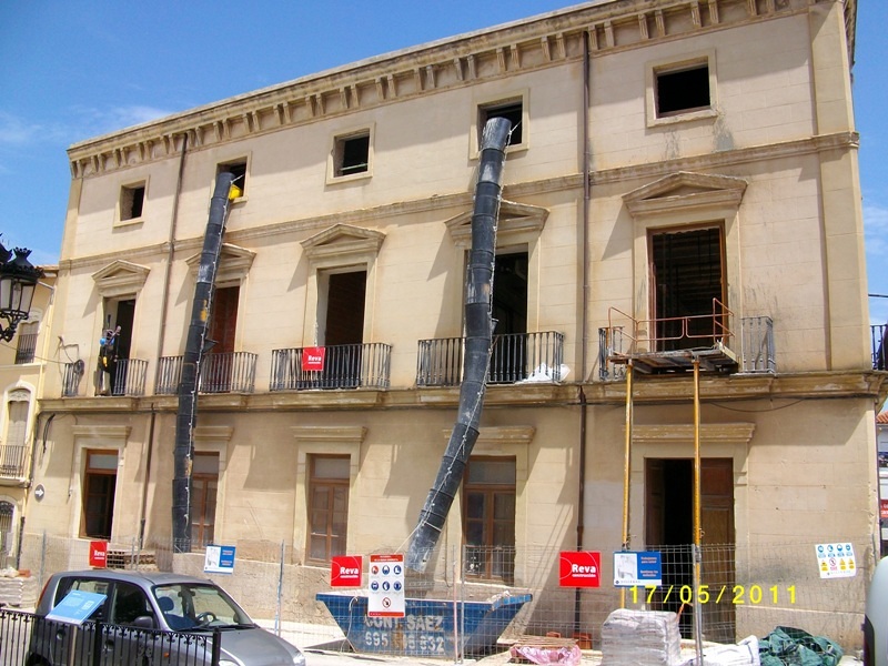 FACHADA LATERAL AYUNTAMIENTO ANTES RESTAURACION.