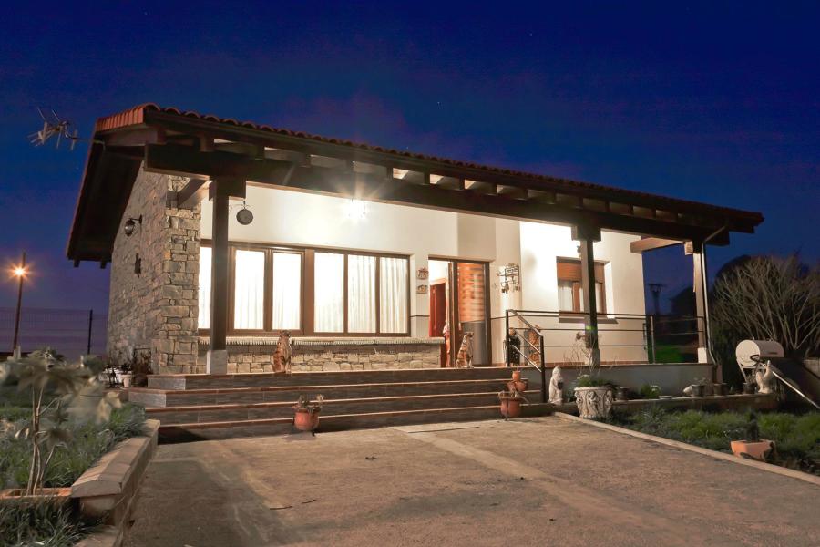 Fachada principal Vivienda Unifamiliar