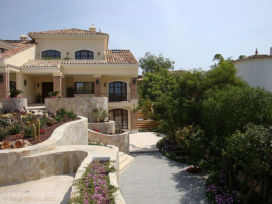 Fachada Sur de Vivienda Ampliada en Marbella