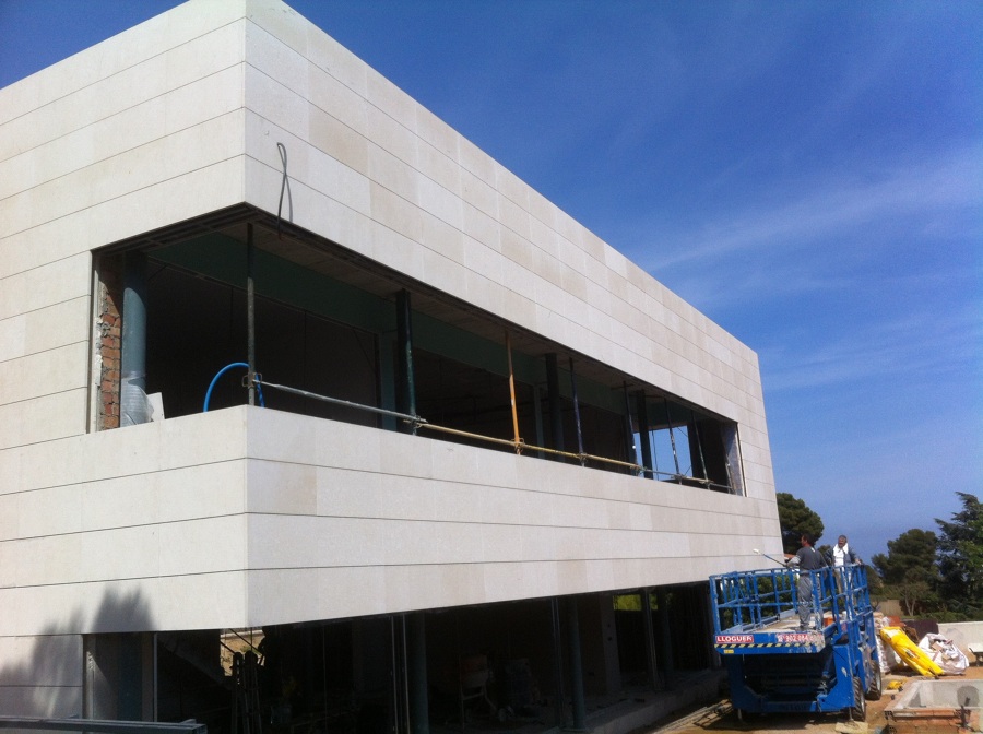 fachada ventilada. Proyecto integral. www.aplacadosfecomar.com